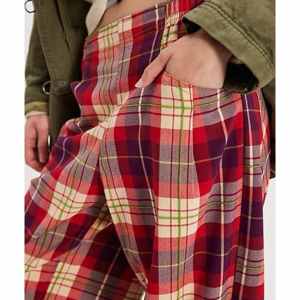 NWT Free People Nice Choice Pull-On Pant Wine combo lantern plaid Medium - Picture 3 of 11